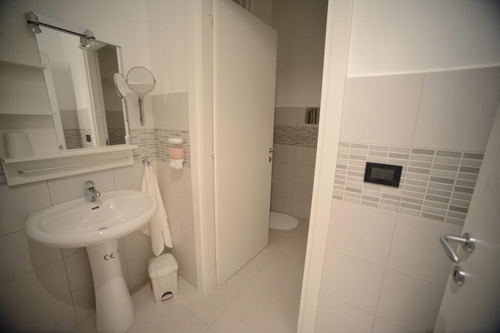 Bed and Breakfast Casa Petrarca Турин Экстерьер фото